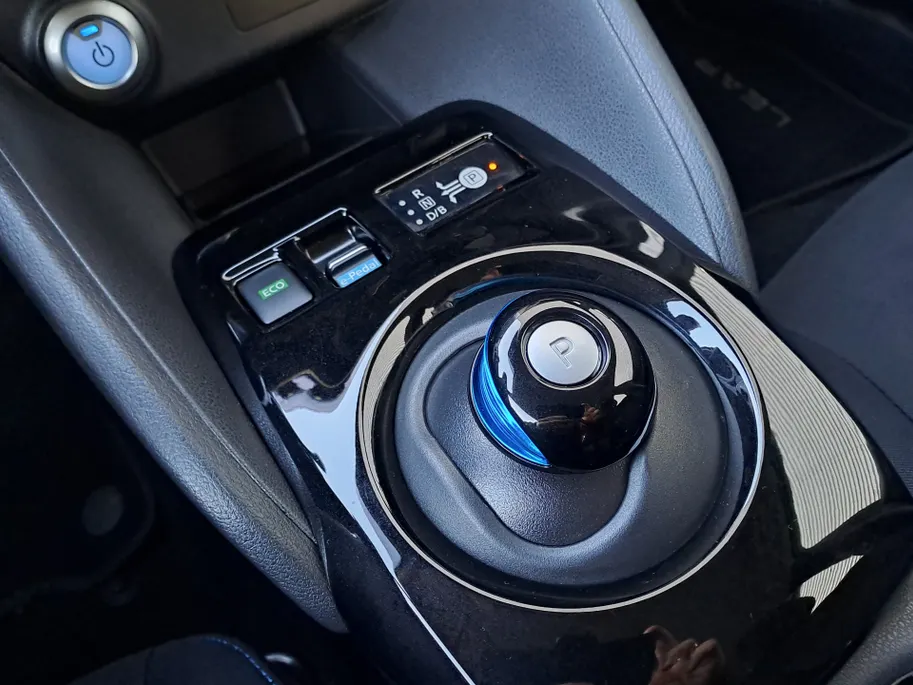 Nissan Leaf Acenta 40 kWh SOH 85.2% | Navi | Camera | Automaat | ECC | Cruise