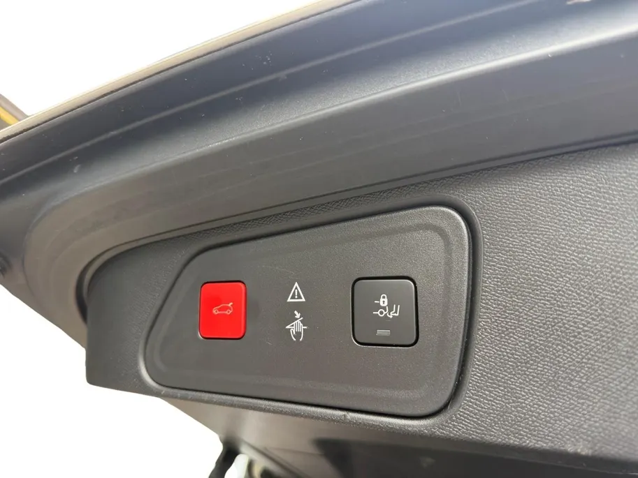 Peugeot 3008 1.2 PureTech Crossway Avantage | Navigatie | Camera | Cruise/Climate Control | 12 MAANDEN GARANTIE!