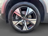 Volvo XC40 1.5 T4 Recharge Inscription | Adapt. Cruise Control | Achteruitrijcamera | Elekt. Achterklep | Apple Carplay/Android Auto |
