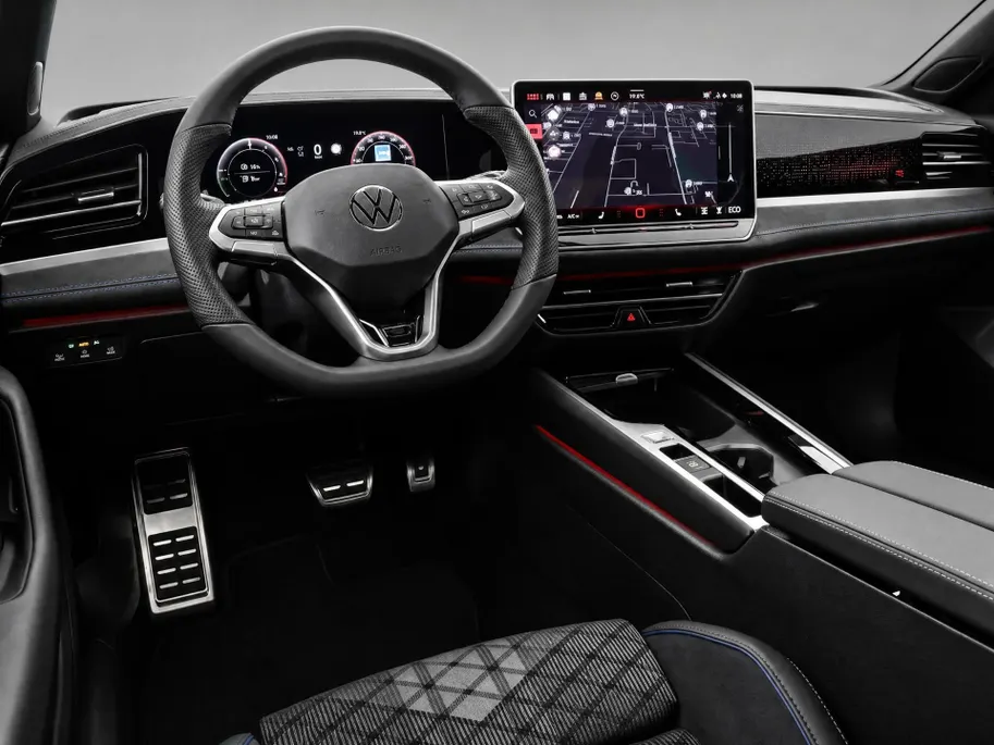 Volkswagen Passat Variant R-Line Edition 1.5 eHybrid 204 PK 6 versn. DSG