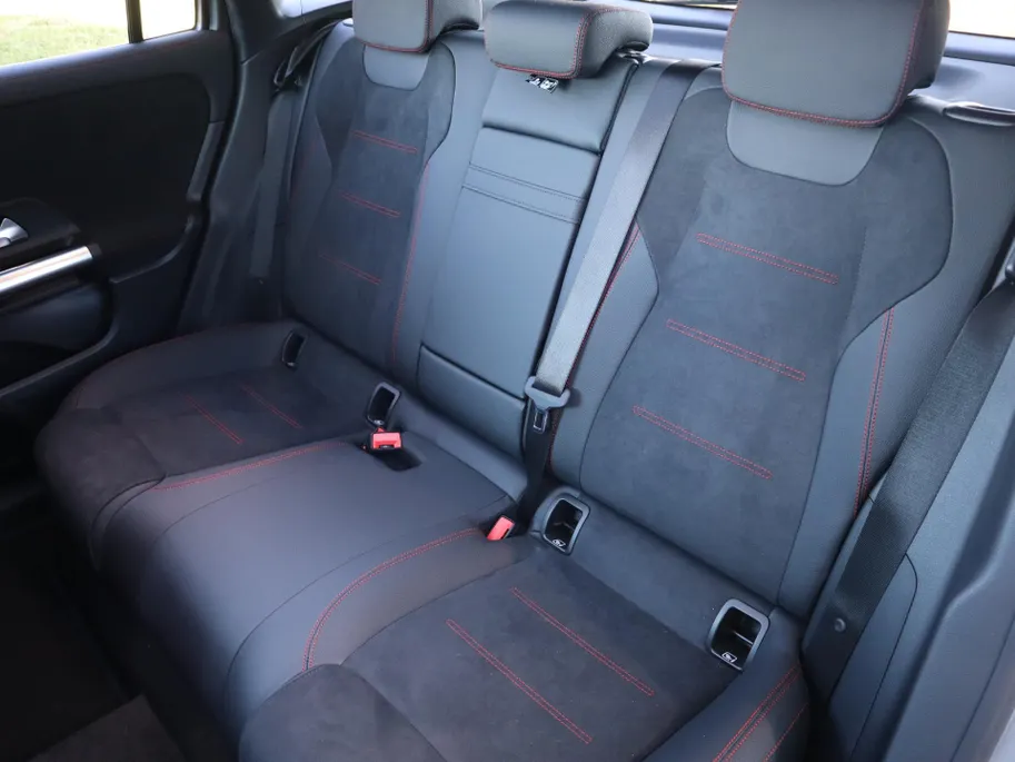 Mercedes-Benz EQA 250+ Business Solution AMG 71 kWh