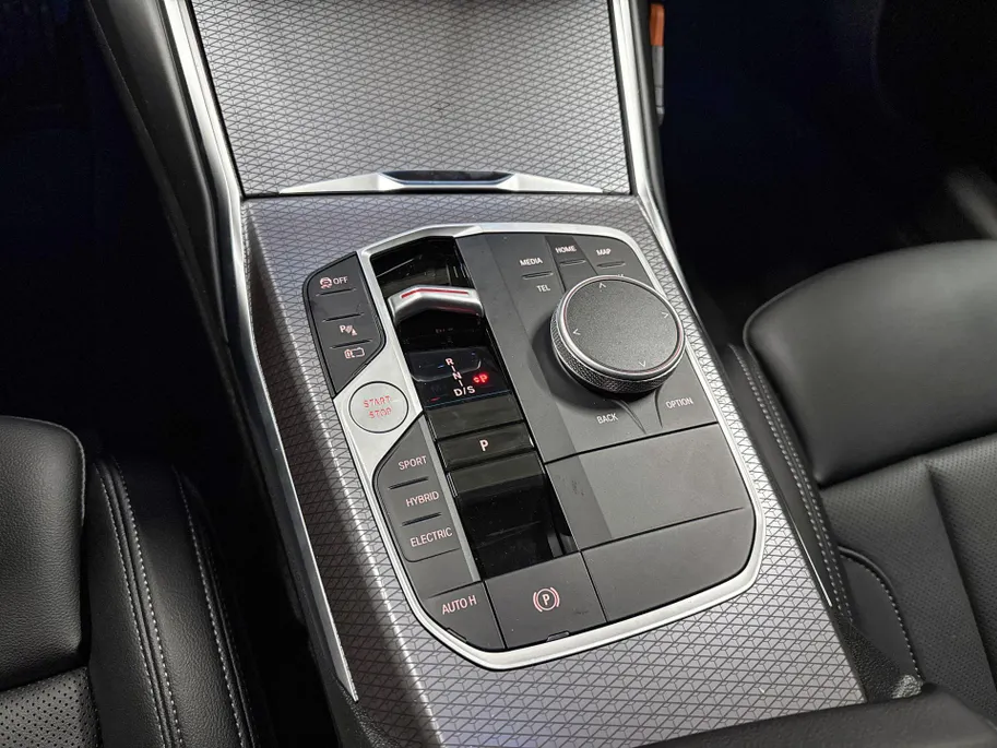 BMW 3 Serie Sedan 330e