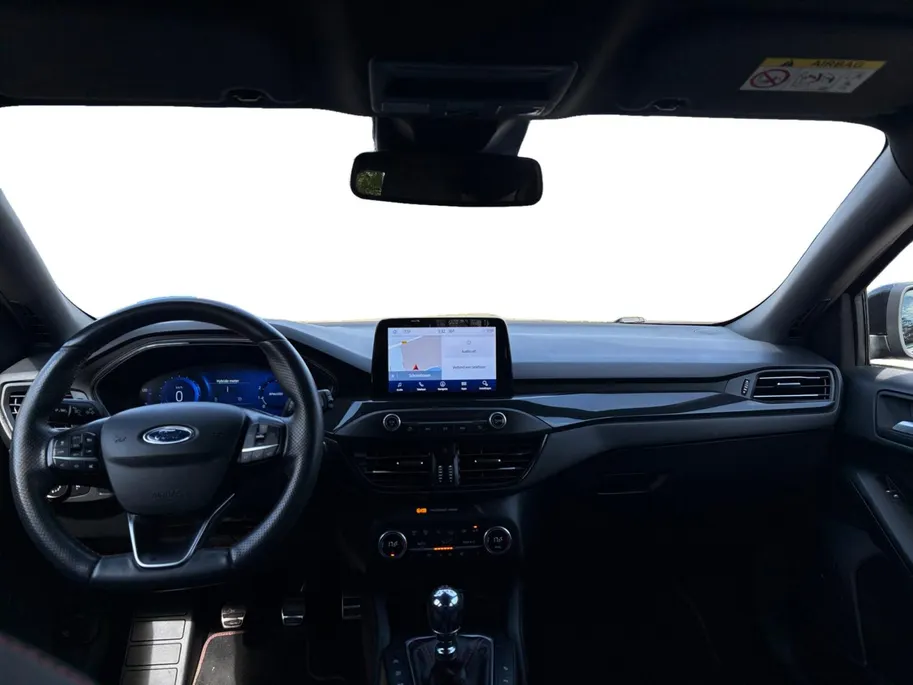 Ford Focus Wagon 1.0 EcoBoost Hybrid ST Line X Business 155PK | B&O | Winter Pack | Adaptieve Cruise Control | Camera | El. Achterklep | BLIS