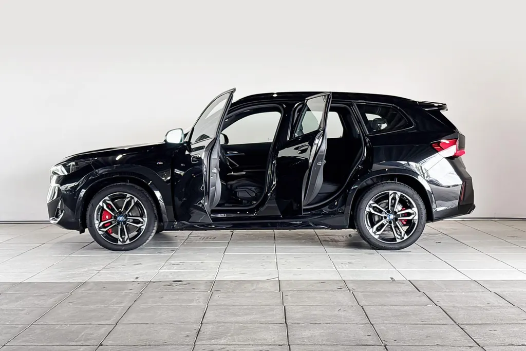 BMW iX1 eDrive20 67 kWh