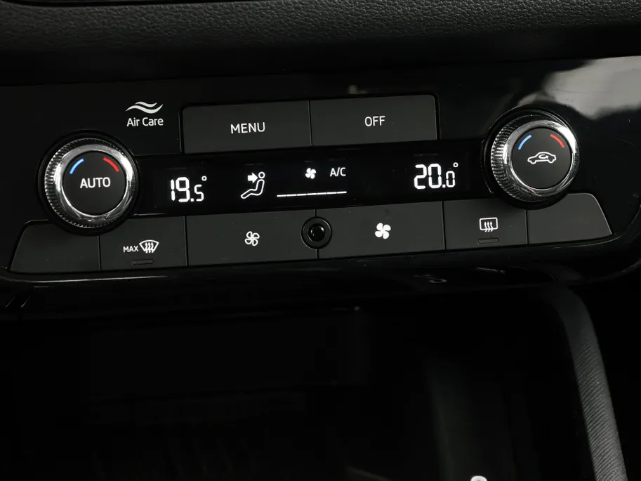 Škoda Kamiq 1.0 TSI 115pk Selection · Apple/Android Car Play · P-Sensoren · Cruise Control · DAB · 16'' Inch · Garantie t/m 18-06-2028 of 100.000km