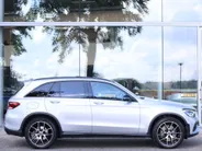 Mercedes-Benz GLC 300 4MATIC AMG line l Panoramadak l Stoelverwarming l Ambiente lichtpakket