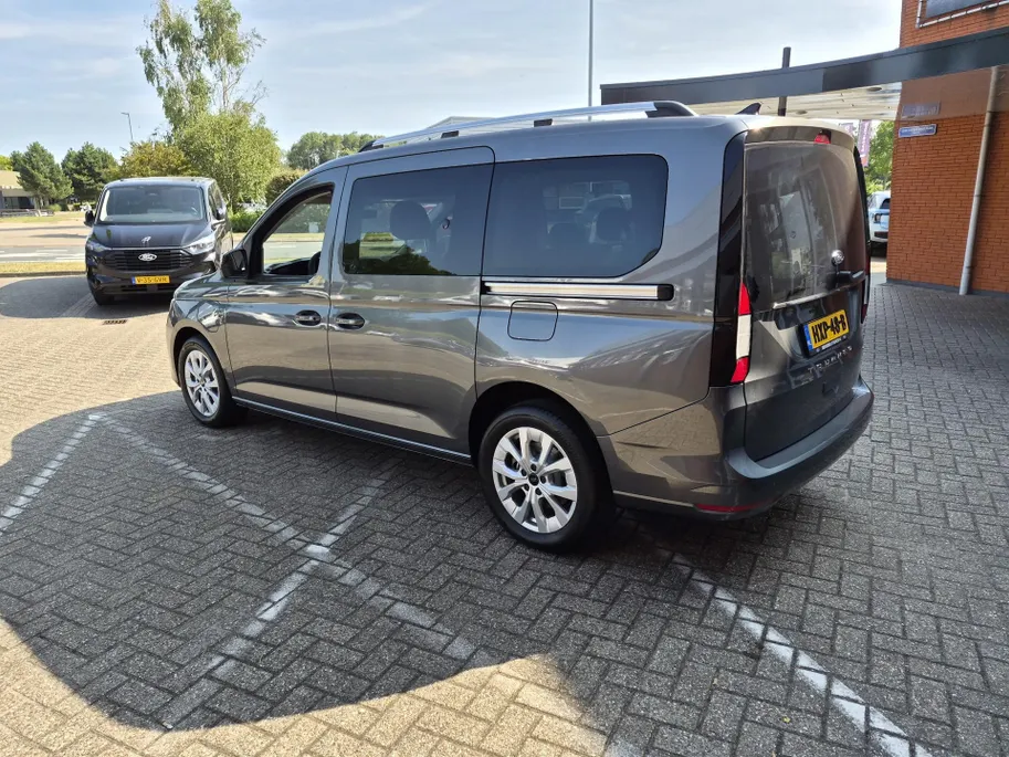 Ford Tourneo Connect Titanium 1.5 PHEV 7 persoons