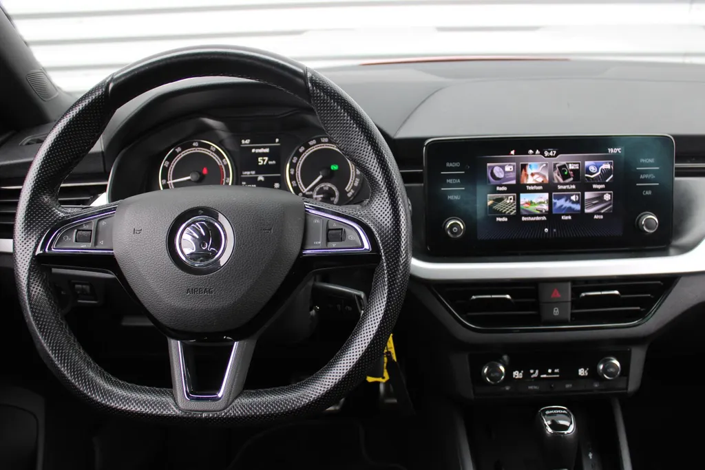 Škoda Kamiq 1.5 TSI ACT Sport Business | Automaat | Android Auto | Apple Carplay | PDC | Cruise | 16' LM |