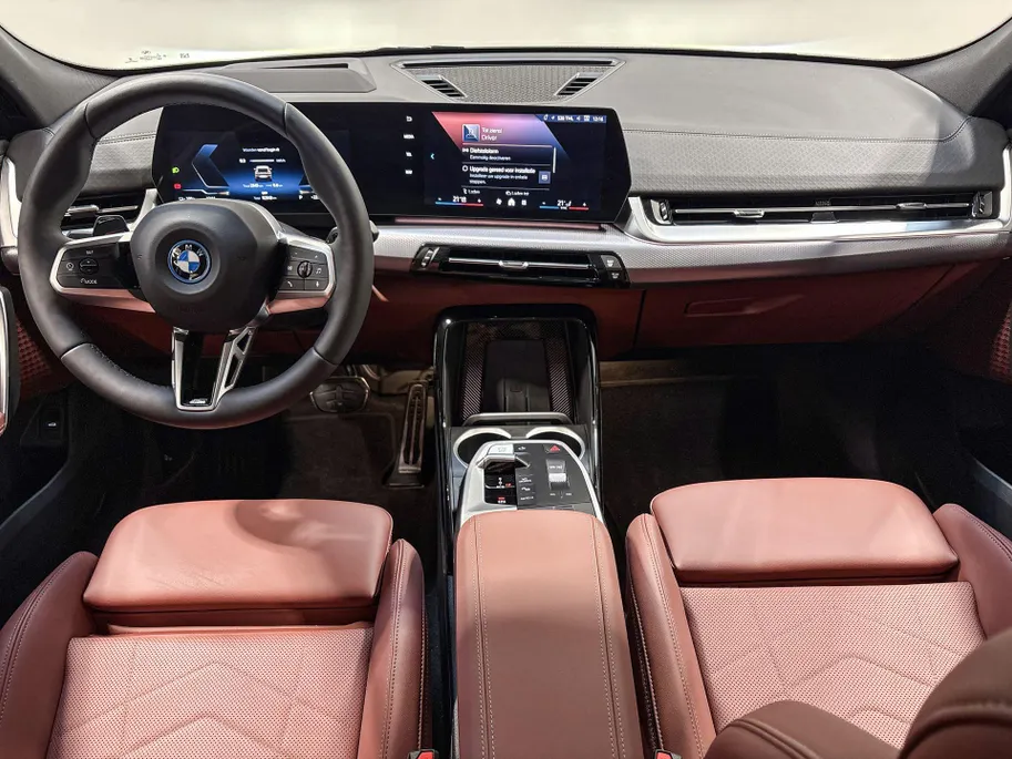 BMW iX2 eDrive20 M Sport Edition Innovation Pack