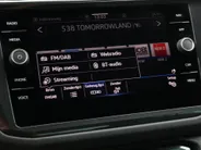 Volkswagen Tiguan 1.4 TSI eHybrid 245pk DSG Life Business · Camera · Inklap. Trekhaak · Stuur- & Stoelverwarming · Apple/Android Car Play · Elek. Achterklep ·