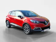 Renault Captur 0.9 TCe Xmod airco (automatisch) , navi , trekhaak , stoelverwarming , cruise , tel , usb , lm velgen .