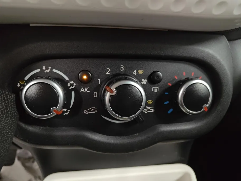 Renault Twingo 1.0 SCe Collection AIRCO BLUETOOTH 5 DEURS RADIO ELECTRISCGE RAMEN ZEER MOOIE AUTO