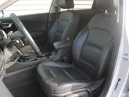 Kia Niro 1.6 GDi Hybrid DynamicPlusLine | Stuur-/stoelverwarming | Camera | Leer | Navi | Clima | Cruise adapt. | LED | Keyless | 16' LM |