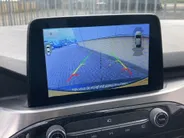 Ford Kuga 2.5 PHEV 225 pk Titanium Navigatie - Bliss Elektrische achterklep - Winter Pack- Elektrisch inklapbare trekhaak