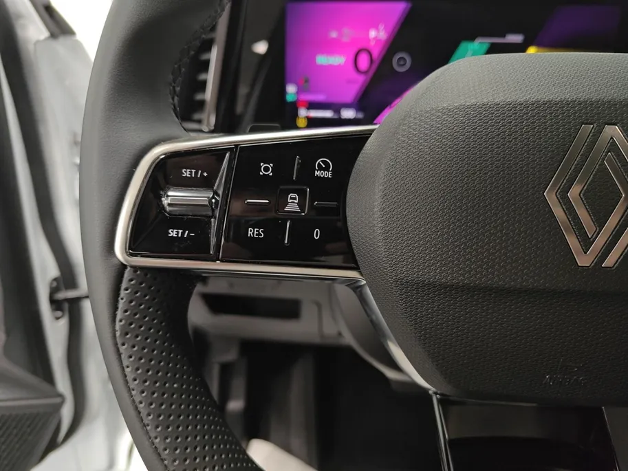Renault Espace E-Tech full hybrid 200 techno 7p. AUTOMAAT NAVI AIRCO CAMERA CRUISE CONTROLE LM VELGEN APPLE CARPLAY ANDROID AUTO HOGE INSTAP 7 STOELEN ZEER MOOIE AUTO