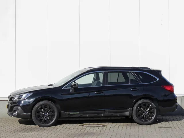 Subaru Outback 2.5i Premium | Navi | Adap. Cruise | Clima | Camera