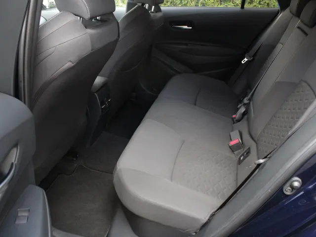 Suzuki Swace 1.8 Hybrid Select Automaat | Cruise | Carplay/Android | Camera | Lm-Velgen