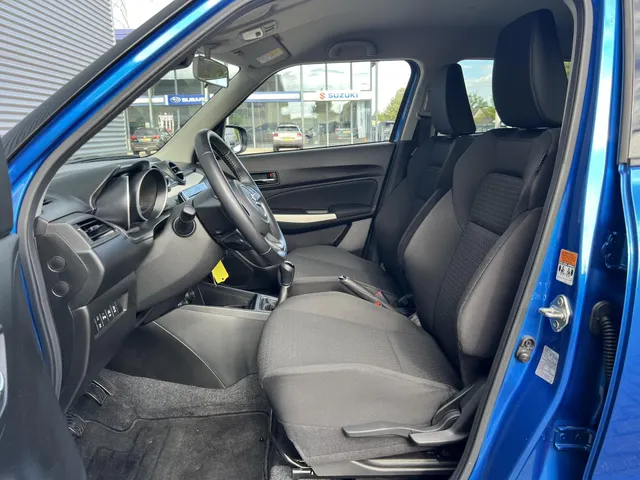 Suzuki Swift 1.2 Select Smart Hybrid | Airco | 16' LM Velgen | Apple Carplay & Android Auto | Lage KM-Stand