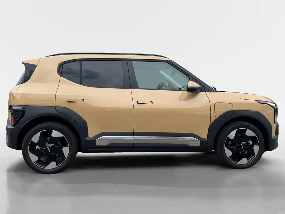 Kia EV2 Plus 42.2 kWh | Navigatie | Climate control | Adaptive cruise control | Stoel + Stuurverwarming | Parkeersensoren voor en achter + parkeercamera achter