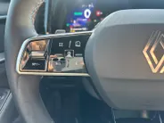 Renault Espace E-Tech full hybrid 200 esprit Alpine 5p. | Automaat | Apple Carplay & Android Auto | Head Up Display | Camera | Stuurverwarming | Apple Carplay & Android Auto | 12 Maanden BOVAG Garantie