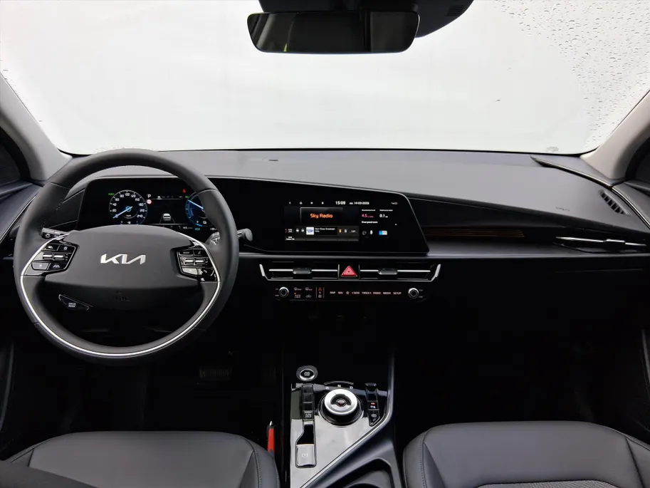 Kia Niro 1.6 GDi Hybrid DynamicLine |Demo