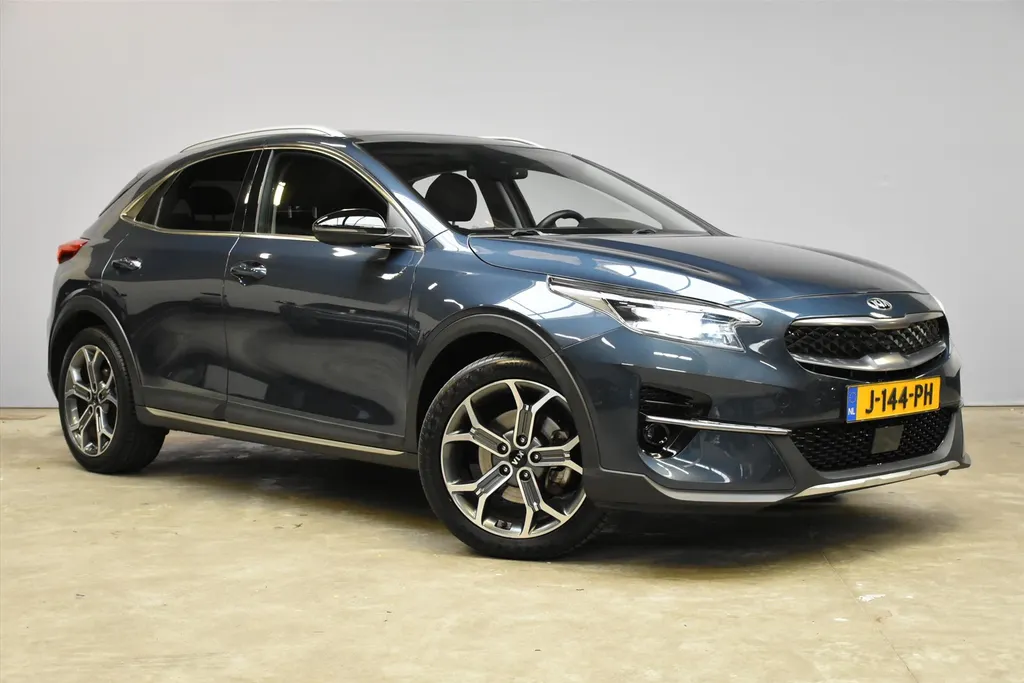Kia XCeed 1.6 GDi PHEV 141pk DCT6 ExecutiveLine Trekhaak Pano Memory