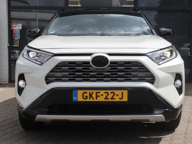 Toyota RAV4 2.5 Hybrid AWD Bi-Tone