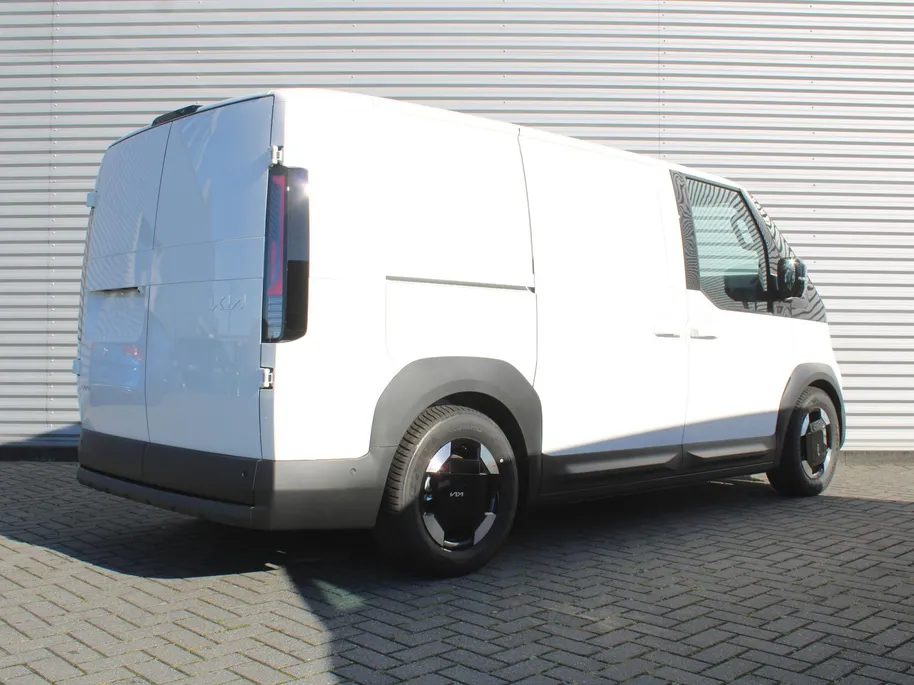 Kia PV5 L2H1 Elite 71.2 kWh | Nieuw | Schuifdeur L+R | Warmtepomp | Actieradius tot 416 km (WLTP) | Tijdelijk tot € 2.500 (inruil)voordeel bij aanschaf of 2,99% financiering |