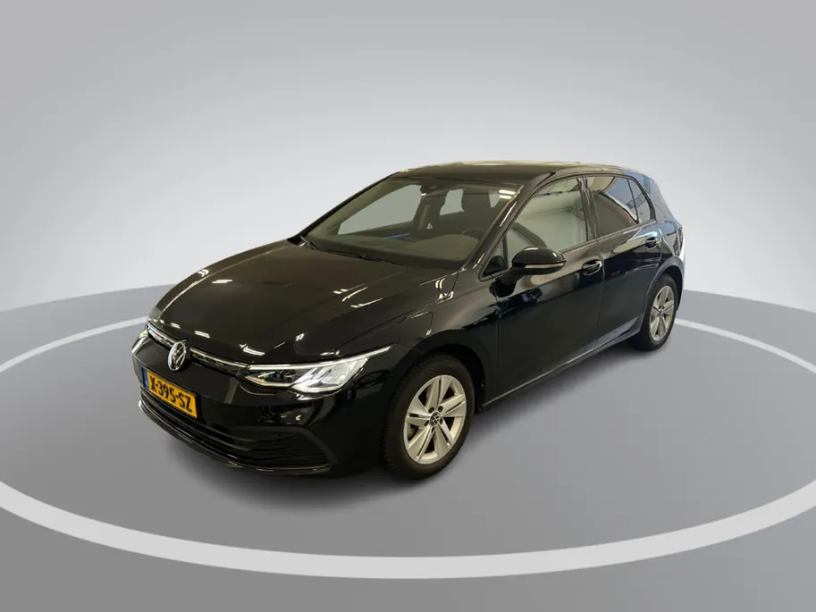 Volkswagen Golf 1.0 eTSI 110pk DSG Life · Camera · Apple/Android Car Play · Navigatie · P-Sensoren · 16'' Inch · Garantie t/m 04-02-2028 of 100.000km