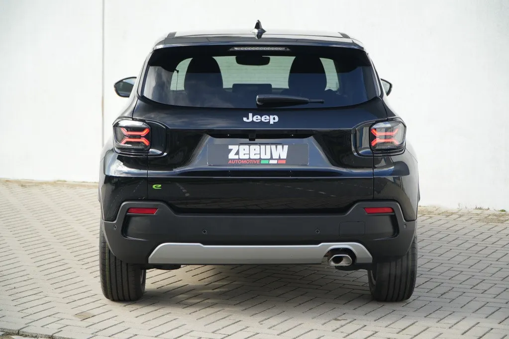 Jeep Avenger Summit 54kWh | Infotainment | Winter | Camera | Carplay | 18'