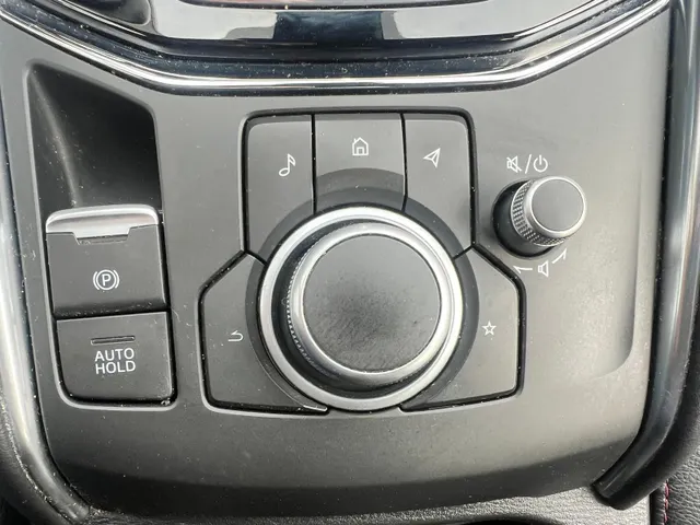Mazda CX-5 2.0 e-SkyActiv-G M Hybrid 165 Homura Comfort Pack AUTOMAAT | TREKHAAK | LEDER | 360gr CAMERA | Bose AUDIO | STOELVENTILATIE | STOEL- en STUURVERWARMING | 1e EIG |