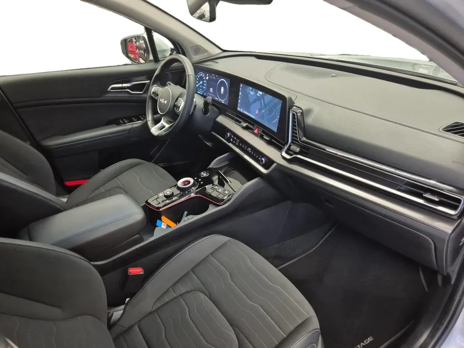 Kia Sportage 1.6 T-GDi Hybrid DynamicPlusLine | Cruise Control | Climate Control | Elektrisch Verstelbare Stoelen | Panoramadak | Camera | Navigatie | Stoelverwarming | Stuurverwarming |