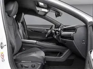Volkswagen ID.7 Pro Business 286pk 77 kWh · SOH 97,2% · 360 Camera · Head-Up · Alarm · Elek. Trekhaak · Keyless · Elek. Voorstoelen · 20'' Inch · Gratis onderhoud & APK t/m 30-01-2030 · EXTRA INRUILKORTING ·