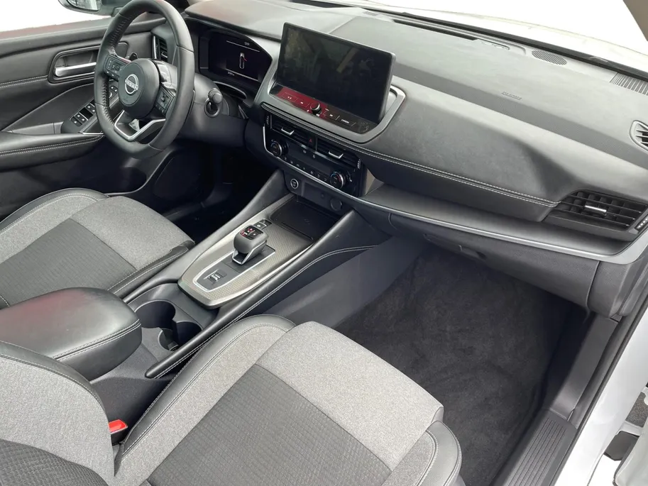 Nissan QASHQAI 1.3 MHEV Xtronic N-Connecta 158PK AUTOMAAT | Google built-in | Apple Carplay & Android Auto | Adaptive Cruise Control | Climate Control | 360 camera | Parkeersensoren voor en achter |