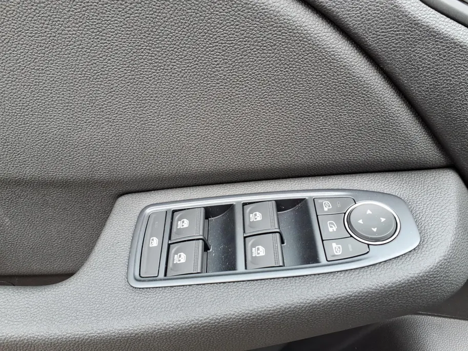 Mitsubishi Colt 1.0T MT Intense+ Apple Carplay/Android Auto , navigatiesysteem , clima , camera ,voorstoelen verwarmd , lichtmetalen velgen 17'.