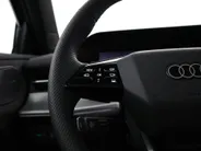 Audi Q3 1.5 200kW e-hybrid S edition 272 PK · Glazen panoramadak · Tech Pro · MMI experience pro