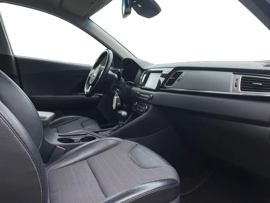 Kia Niro 1.6 GDi Hybrid DynamicLine | Navigatie | Apple Carplay/Android Auto | Parkeersensoren | Achteruitrijcamera
