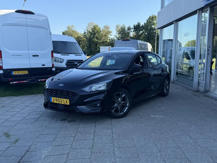 Ford Focus 1.0 EcoBoost Hybrid ST Line +