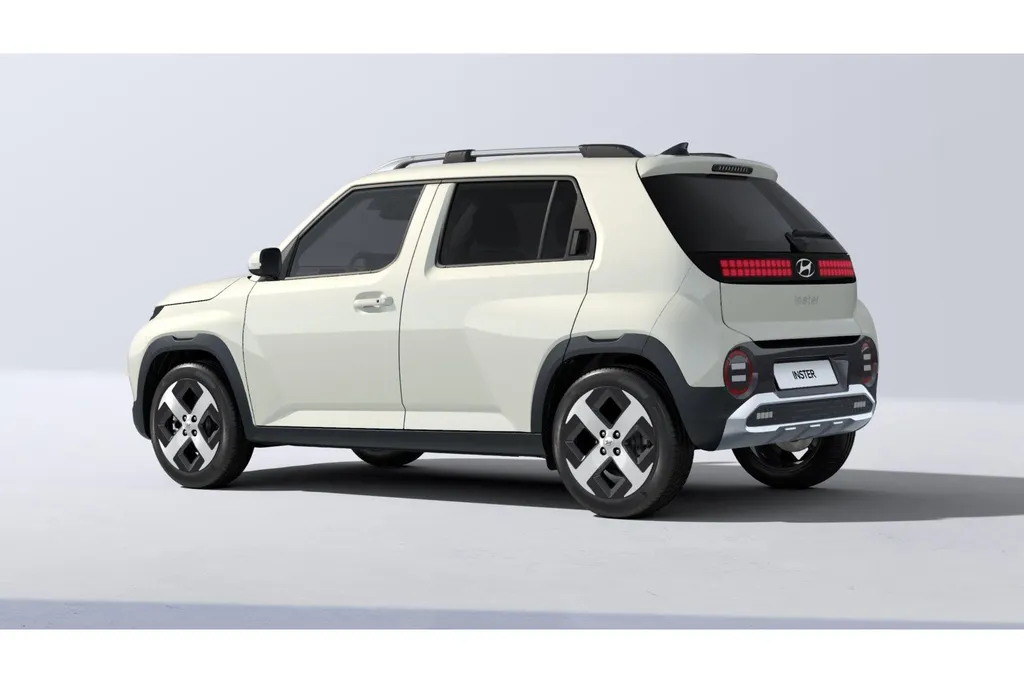 Hyundai Inster 49 kWh / Evolve + W&T | 0,99% RENTE MOGELIJK | VAN € 31.760,- VOOR € 28.950,- | Private lease vanaf 339 ,- PM |