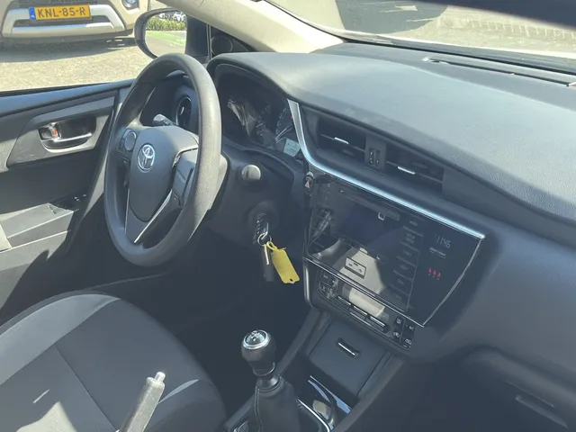 Toyota Auris 1.3 Aspiration | Climate Controll | All Seasons