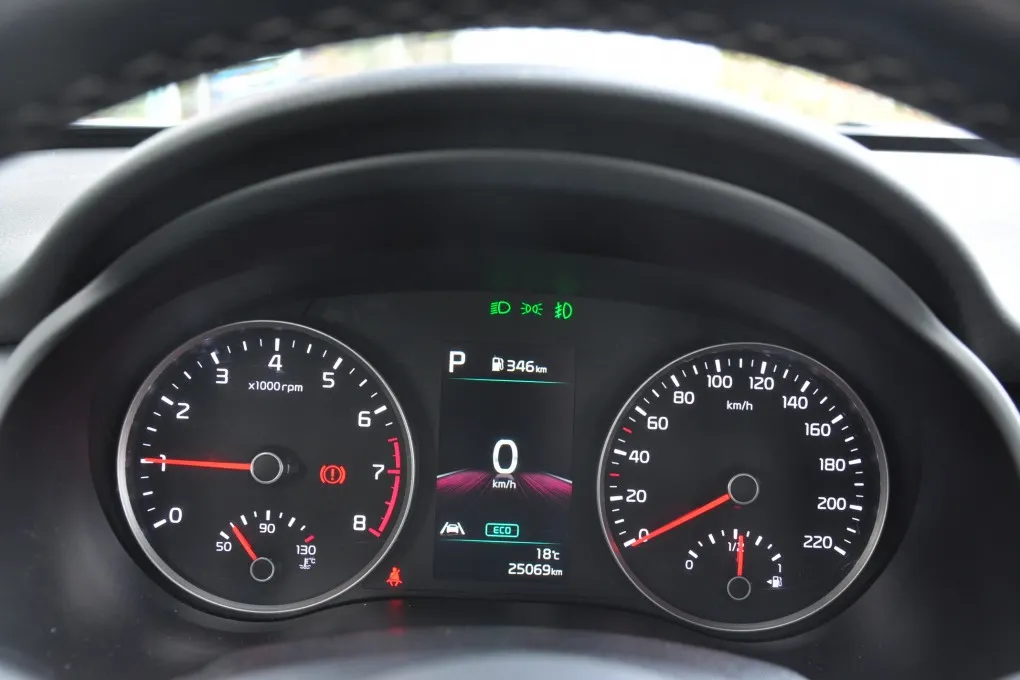 Kia Stonic 1.0 T-GDi MHEV Dyn L Clima Navi All Seasons