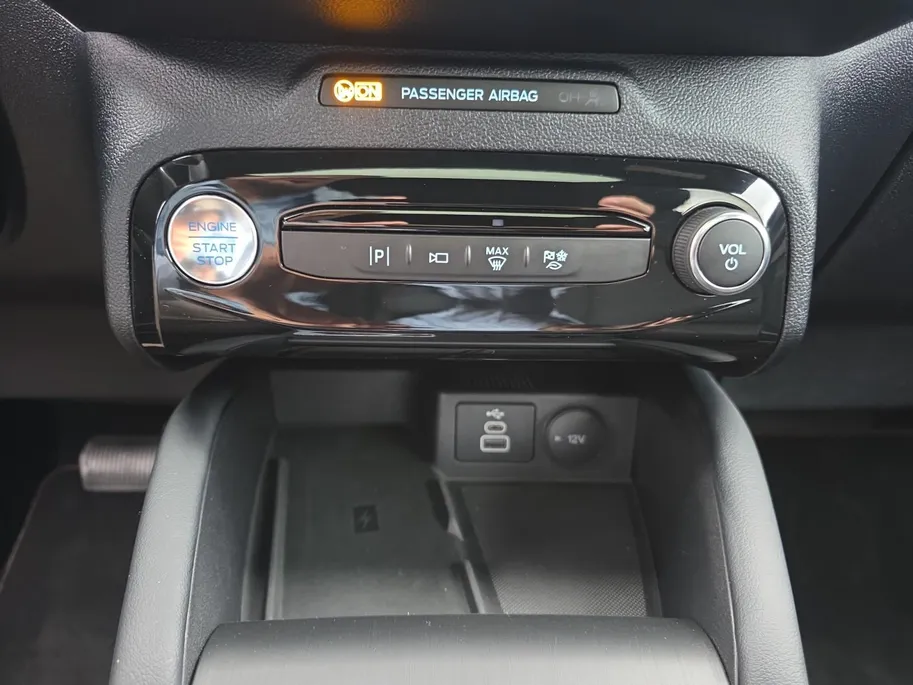 Ford Kuga 2.5 PHEV ST-Line | 1e Eigenaar | NL-AUTO | Elektr. Trekhaak | Panoramadak | Driver Assistance Pack | Winter Pack | Fabriekgarantie! |