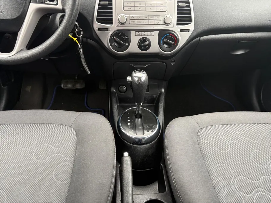 Hyundai i20 1.4i i-Motion | Automaat! | Airco