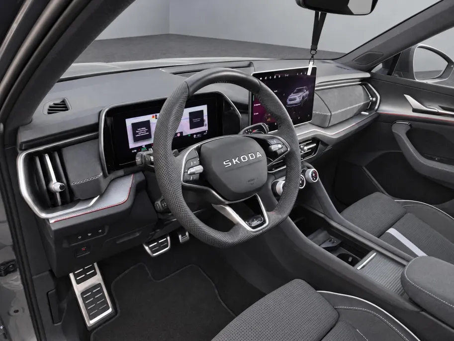 Škoda Kodiaq 1.5 TSI 204pk DSG PHEV Sportline Business · Panoramadak · Wegklapbare Trekhaak · Camera · Elek. Trekhaak · Elek. Voorstoel · 19'' Inch · Garantie t/m 01-07-2030 of 100.000km