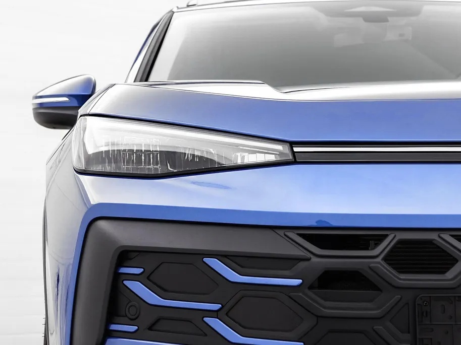 Volkswagen T-Roc Life First Edition 1.5 eTSI 116 PK 7 versn. DSG · Comfort Pakket · Achteruitrijcamera · Draadloze telefoonlader · Prijs is inclusief inruilpremie ·