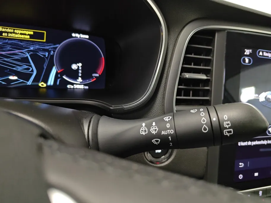 Renault Mégane Estate 1.3 TCe 140 Techno AUTOMAAT NAVI STOELVERWARMING AIRCO CAMERA CRUISE CONTROLE APPLE CARPLAY ANDROID AUTO TREKHAAK (TREKGEWICHT 1750KG) ZEER MOOIE AUTO