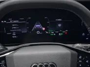 Audi Q6 e-tron Advanced quattro 100 kWh 388PK · Panoramadak · Leder · Trekhaak · 360°Camera · Garantie t/m 25-10-2030 of 100000km.
