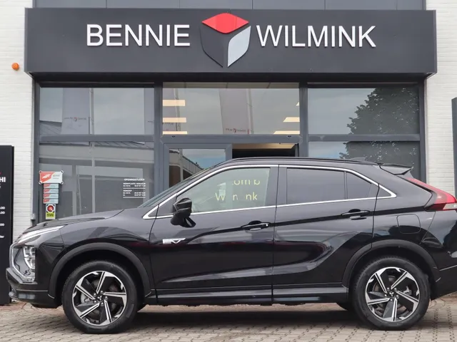 Mitsubishi Eclipse Cross 2.4 PHEV Executive AdaptiveCruise | Apple/AndroidAuto | AllSeaso