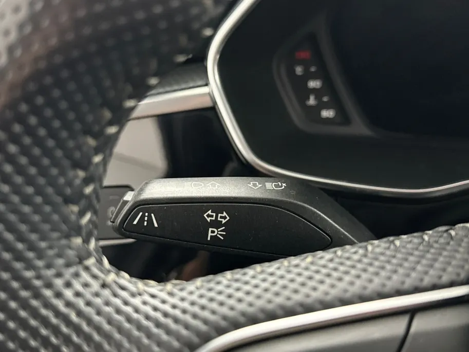 Audi Q3 40 TFSI quattro S-Line DSG Automaat | 191 PK | 2 X S-Line | Elektrische Achterklep