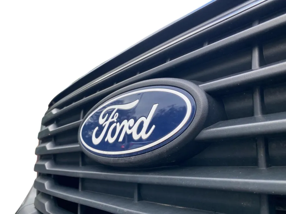 Ford Transit Courier 1.0 EcoBoost Limited automaat | NL-Auto| 1e Eigenaar | Dealeronderhouden | Winter Pack | Trekhaak | Navigatie | Camera | Parkeersensoren | Climate Control |